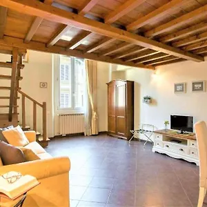 Charming Cavour Heart Of Apartment