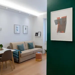gioia-43-apt-2-new-stylish-apartment-x4.it-lombardy.com/
