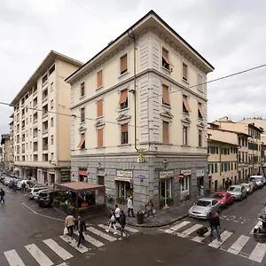 Apartamento Masai - One Bedroom Flat 1st Floor By Train Station, Florencia